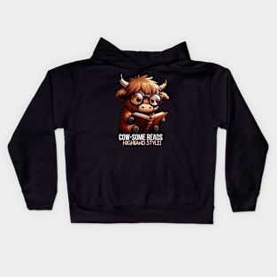 COW-SOME READS HIGHLAND STYLE Kids Hoodie